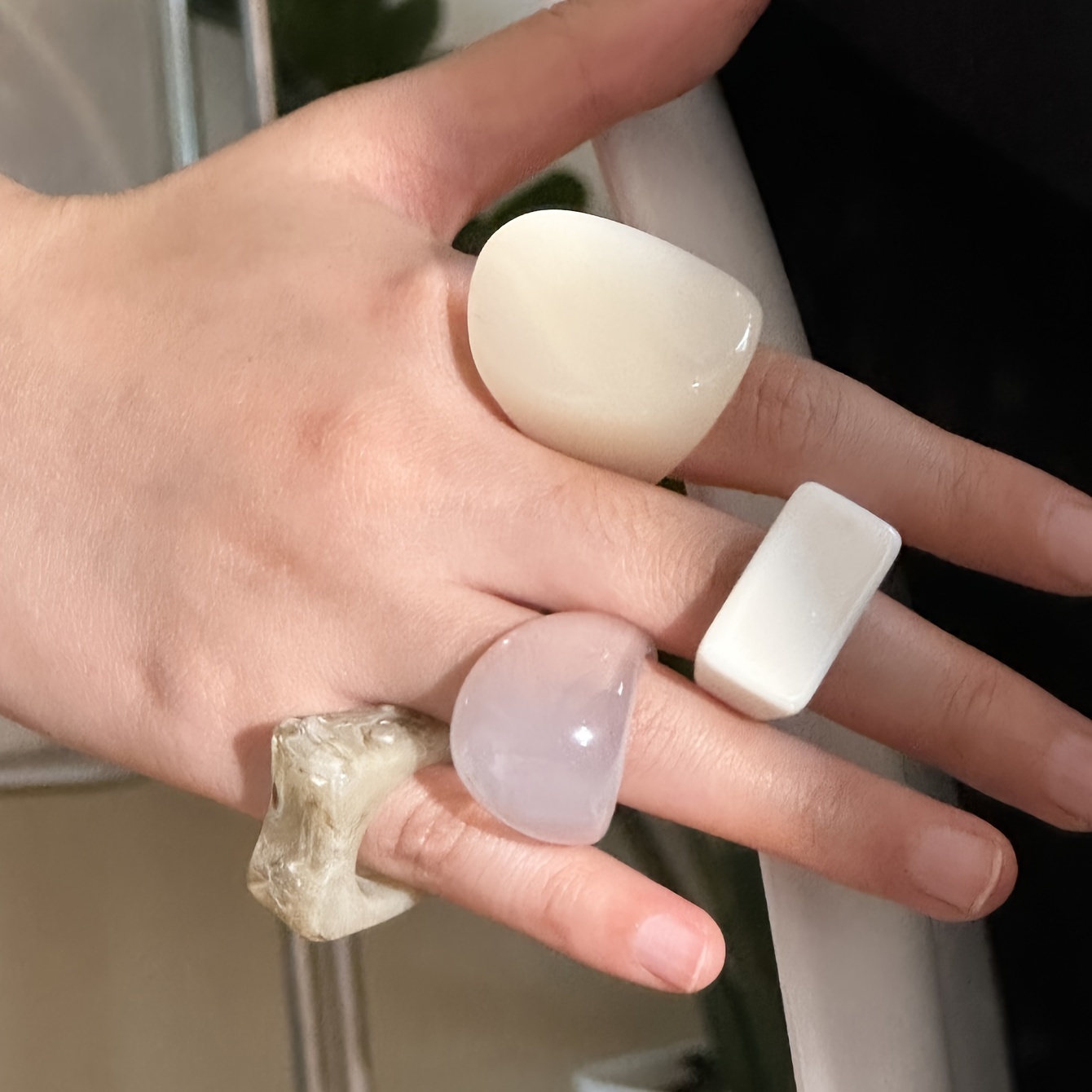 4pcs Summer Fresh Women's Resin Rings Set, Colorful Style